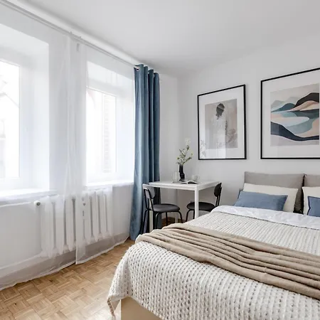 Old Town Citystay Rynek Ul Wiezienna 30 6 Апартаменты *