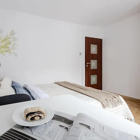 Апартаменты Old Town Citystay Rynek Ul Wiezienna 30 6