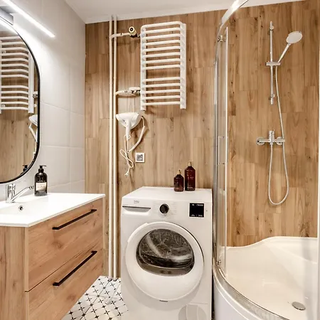 Old Town Citystay Rynek Ul Wiezienna 30 6 *