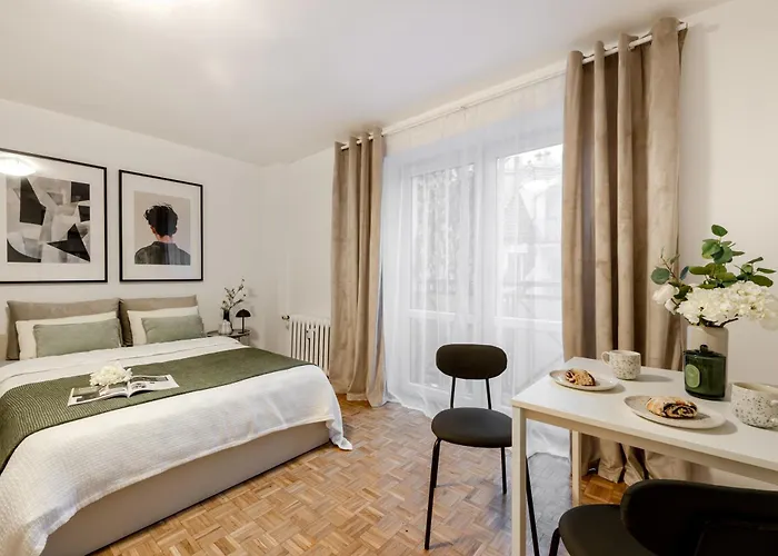 Lägenhet Old Town Citystay Rynek Ul Wiezienna 30 6 *