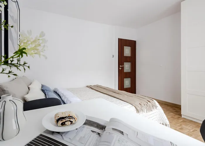 Lägenhet Old Town Citystay Rynek Ul Wiezienna 30 6